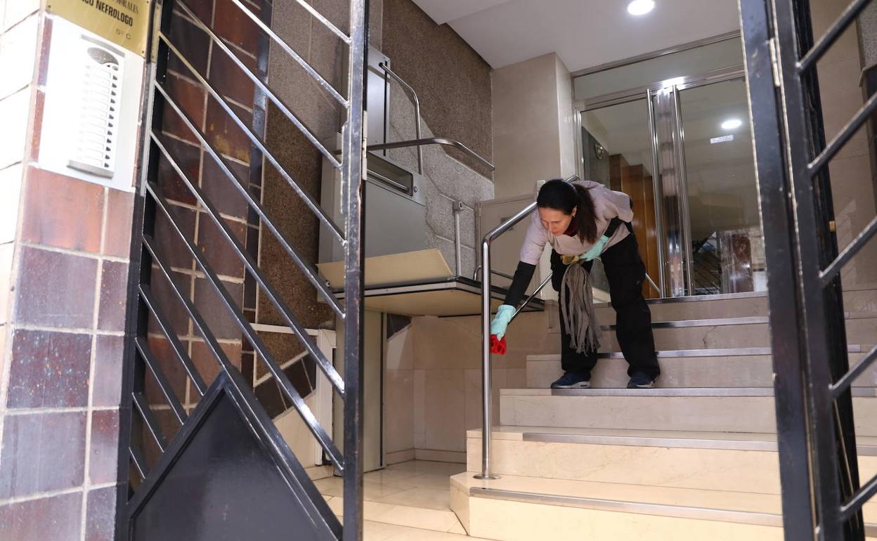 limpieza de zonas comunes en comunidades de vecinos en ontinyent